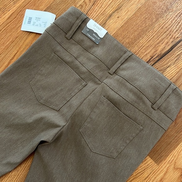 NWT Maurice’s SMART Skinny Pants 1/2 Regular - Picture 3 of 5